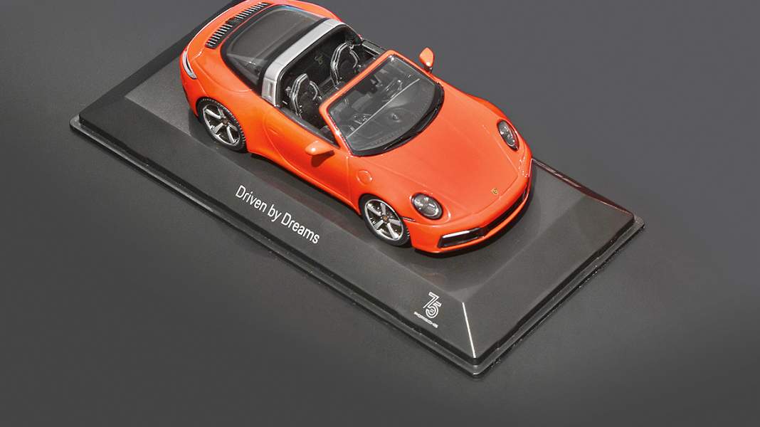 Iconic-Colours-Elfer von Spark in 1:43: Colour-Storm