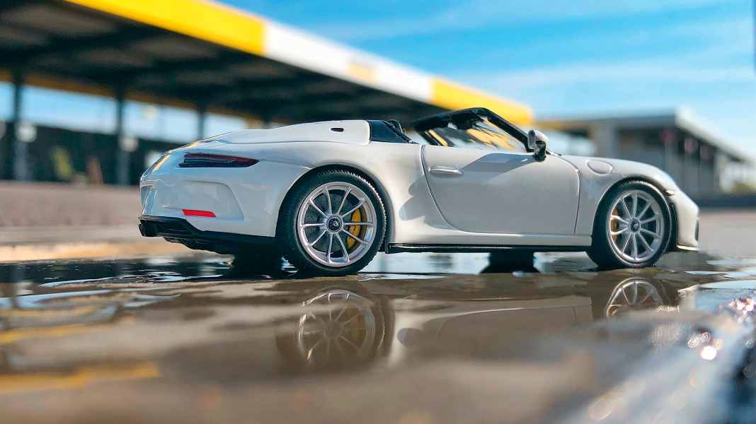 ’19 Porsche 911 (991) Speedster von Spark in 1:43 – Jubel-Flachmann