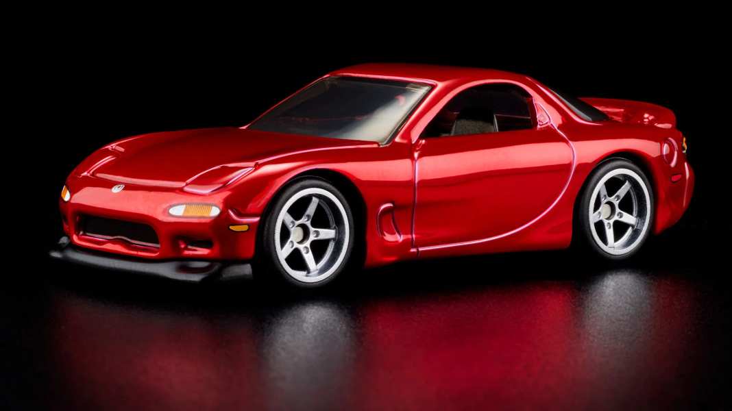Hot Wheels zeigt Wankelmut und bringt RX-7-Twinturbo in 1:64