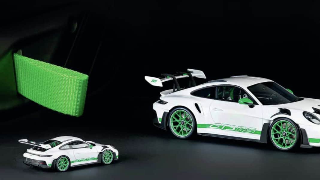 SAMMELN: ’22 Porsche 911 GT3 RS von Spark in 1:43 & 1:18 - Der Luftikus