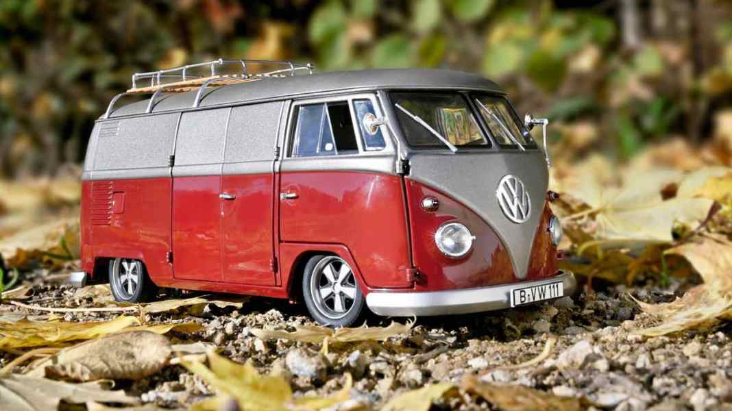 VW T1 Lowrider von Schuco in 1:18 – Der Tiefstapler
