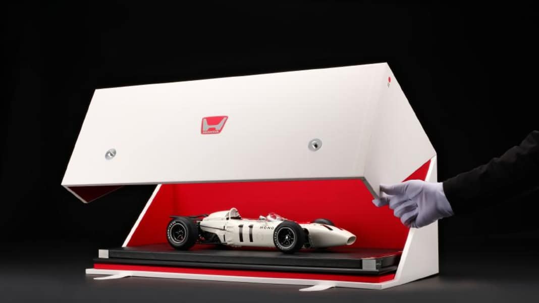 Honda feiert ersten F1-Sieg mit exklusivem RA272-Modell in 1:8 & 1:18