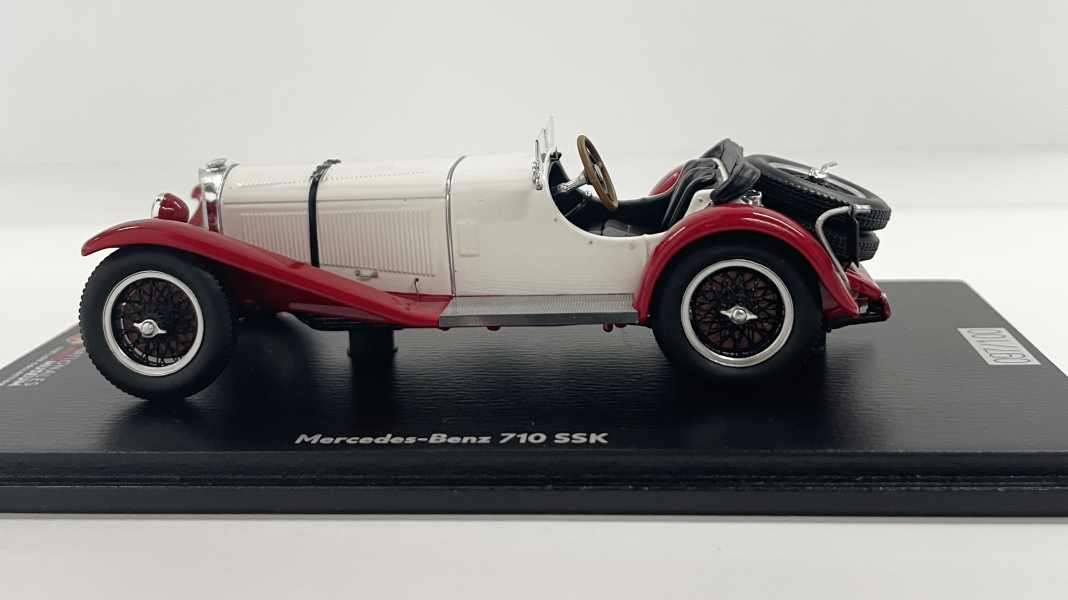 Spark liefert Mercedes SSK des Nationalen Automuseums in 1:43