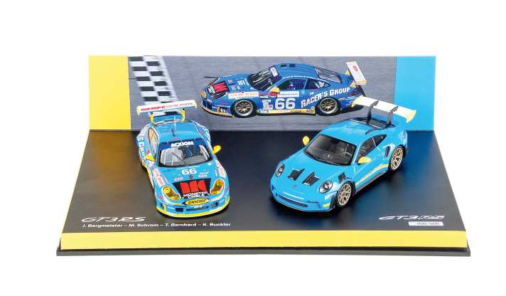 modell-fahrzeuge/porsche-gt3rs-doppelset-mit-plate-3-frontal_59c969e3f86c42538c31ac55a0f256dd