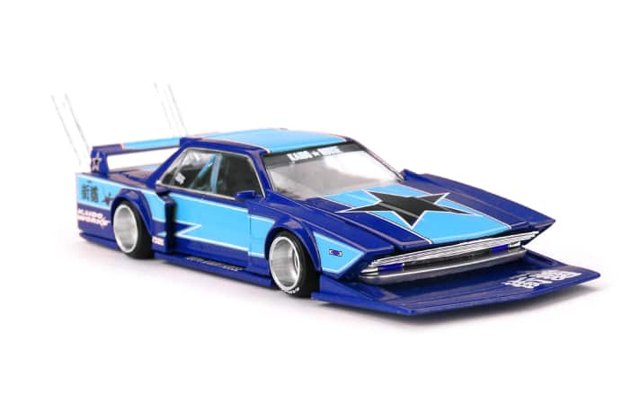 ​Krasse 1:64-News baut Mini GT in Zinkdruckguss zur Kaido House nach. So etwa diesen extrem kantig gestylten Kaido Star V2 in blauer Zweifarbenlackierung. ] Foto: Mini GT