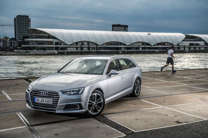   Audi A4 Avant 2.0 TFSI Ultra S-Tronic