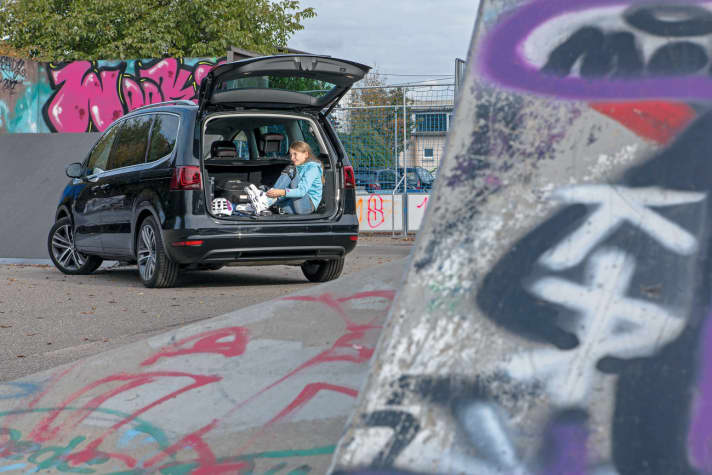   Da wird jedes SUV blass ums Designer-Näschen: In Sachen Raumangebot und Variabilität macht dem Seat Alhambra so schnell keiner was vor. Ein echter Traumwagen für jeden Familienvater