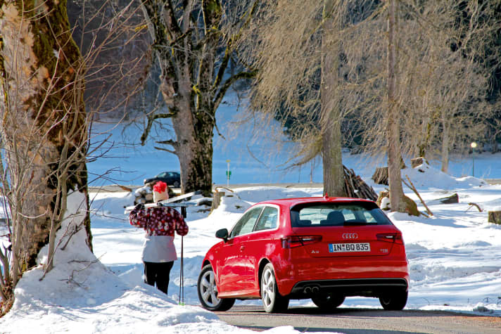   Ob Bergpassagen oder winterliche Straßenverhältnisse, Trockenhandling oder gemütliches Cruisen – Quattro sei Dank beherrschte der Audi A3 sämtliche Spielarten