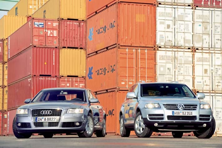 Vergleich: A8 mit 326 PS vs. Touareg mit 313 PS, je V10 TDI