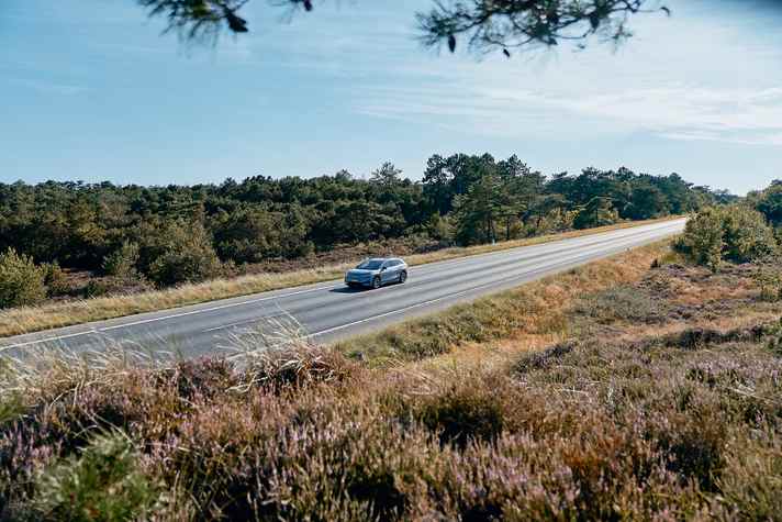 Ein Wagen für die nächste Reise? Die Reichweite des Testwagens beläuft sich laut Datenblatt auf 535 Kilometer mit einer Akkuladung