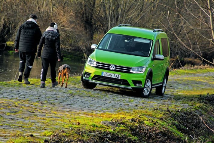   Auch mit den gängigen Fahrassistenten erhältlich