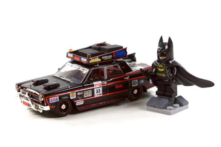 In Australien sieht vieles anders aus. Das gilt auch für das Thema Batmobil. Weil Sammler einfach glücklichere Menschen sind, baut Trax diesen etwas anderen Flattermann-Dienstwagen in 1:43 nach und wir zeigen ihn. ] Foto: Autopioneer