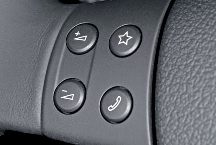   Lenkrad-Fernbedienung für Fremdradios