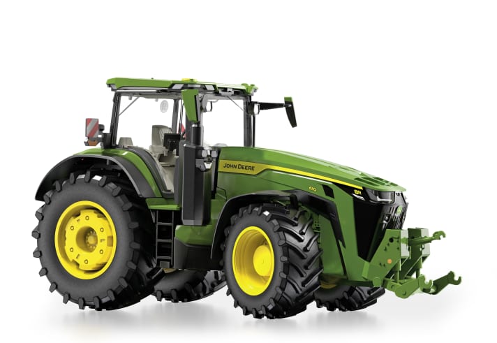 Landwirtschaftsmodelle aus dem dafür beliebten Maßstab 1:32 liefern die Vorbilder für die Kategorie I. Das Siegermodell wurde 2022 der John Deere 8R 410, den Wiking in Zinkdruckguss realisiert hat. ]Foto: Werk