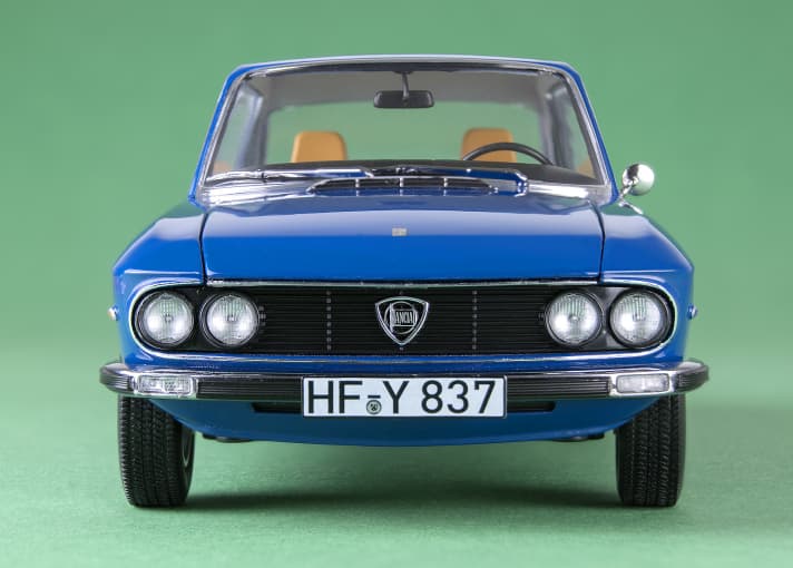 Die Lancia Fulvia ist eine automobile Ikone, eine unverwechselbare Mischung aus Sportlichkeit und Luxus. Wir zeigen in unserem Heft das passende 1:18-Modell, das Norev vom Zweitürer  in Die Cast baut