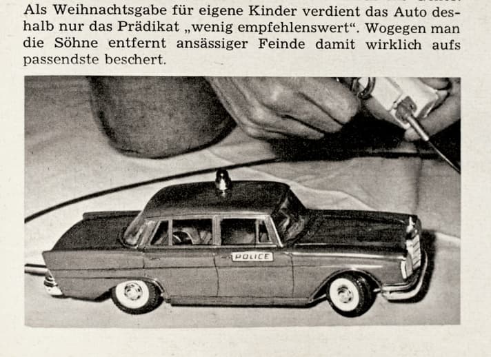   Ferngesteuerter Gama Mercedes mit Sirene und Blaulicht