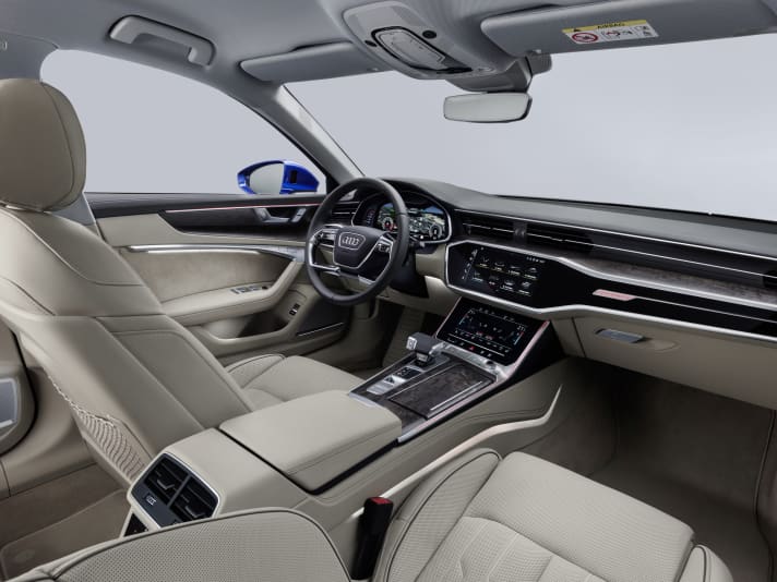   Audi A6 Avant (2018)