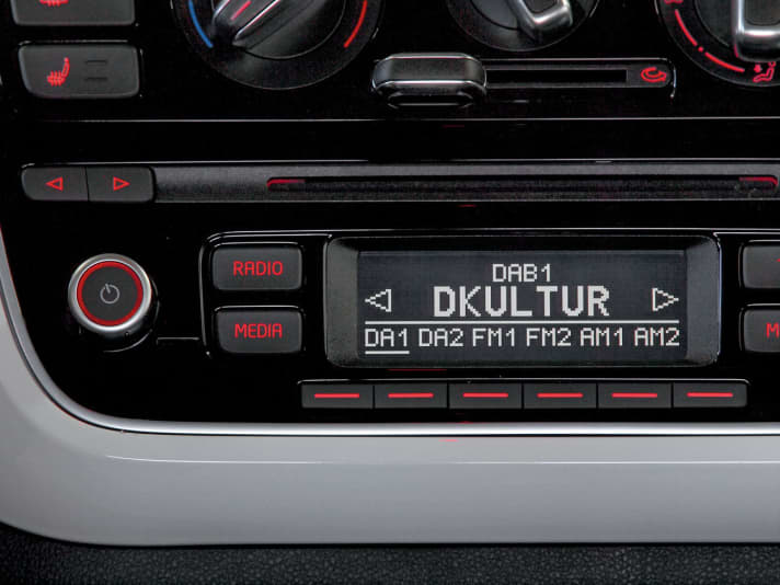 Bauplan: Radio RCD215 DAB+ - DAB+ im VW Up!