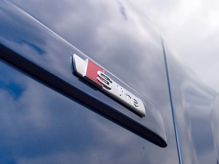   S-Line Optikpaket für Audi A4 B6