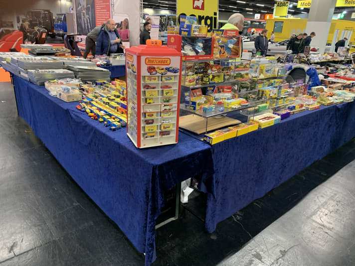 Sogar die Modellautofans kennen ihre klassichen Marken wie Matchbox oder Corgi von den britischen Inseln. Beide Legenden waren in den Nürnberger Hallen oft zu entdecken – in allen Erhaltungszuständen ]Foto: Hell Sinki