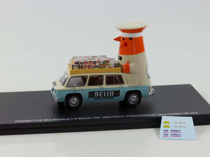 Die Resine-Serie von Franstyle mit historischen Werbefahrzeugen der Tour de France ist sehr beliebt. Das Modell des Keksherstellers Belin kommt in 1:43 und basierte auf einem Renault R8. ] Foto: Franstyle
