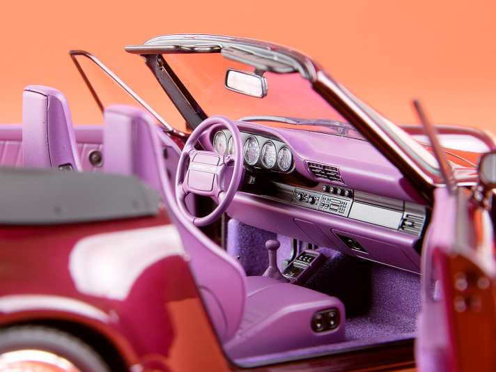 Diese 1:18-Cabriolet von Norev hat nicht nur besonders breite Kotflügelbacken, sondern leistet sich eine Farbkombination, die beim Betrachten nach einer Sonnenbrille verlangt. Foto: C. Hoffmann