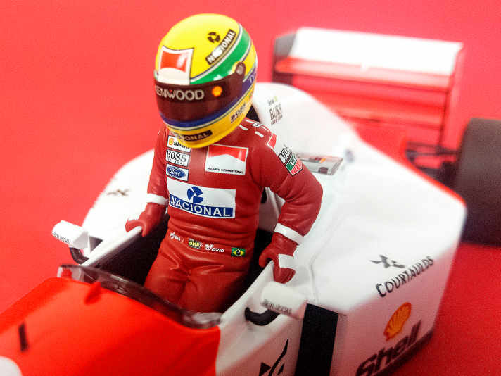 Ein ganz besonderer McLaren MP 4/8 spielt eine wichtige Rolle in einer Gescchichte mit 1:18-Modellen von Minichamps aus der Königsklasse Formel 1 ] Foto: C. Hoffmann