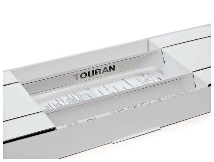   01.
 	Die Schweller-Leisten für den aktuellen Touran kosten rund 70 Euro pro Paar mit Montagematerial