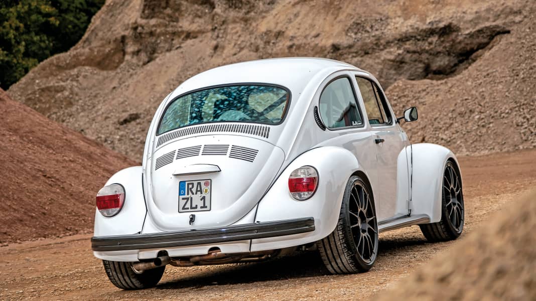 VW Käfer 1200: Ein Eisblauer in weiß