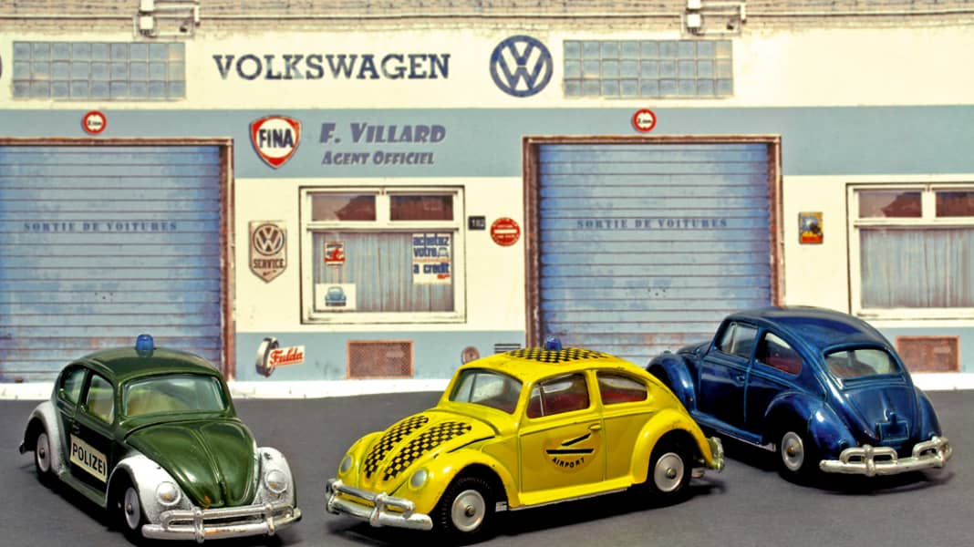 VW-Vitrine: Käfer-Modelle aus Israel - Kibbutz-Käfer