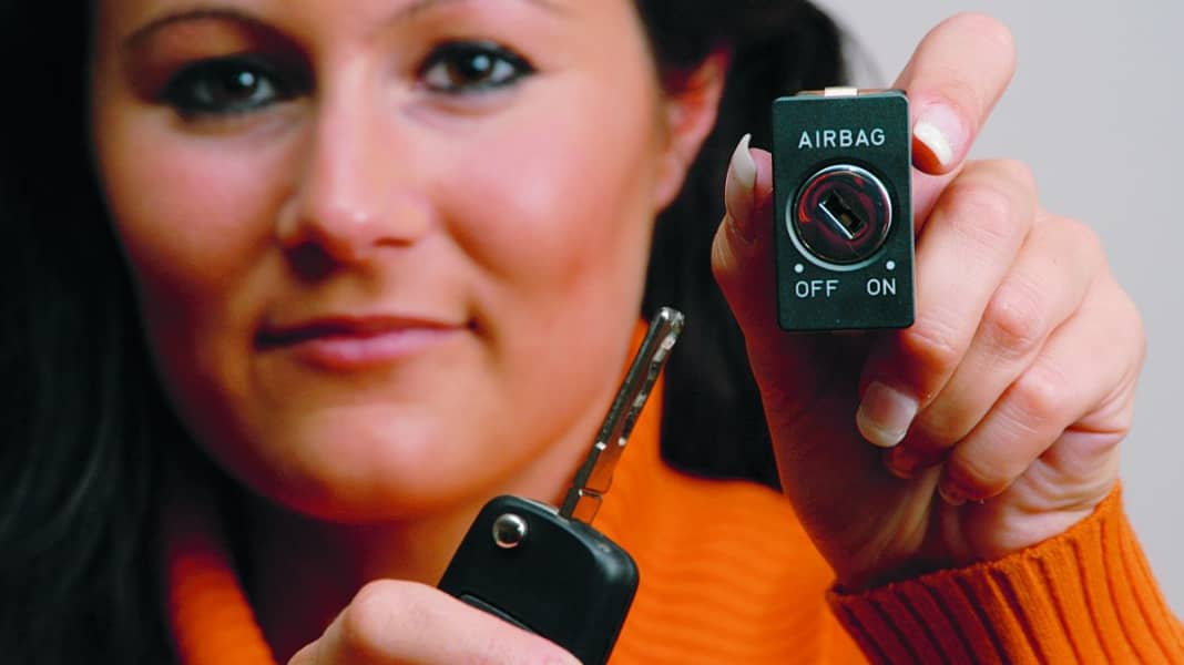Bauplan für Audi-Modelle ab Baujahr 1998. - Schlüsselschalter für Beifahrer-Airbag