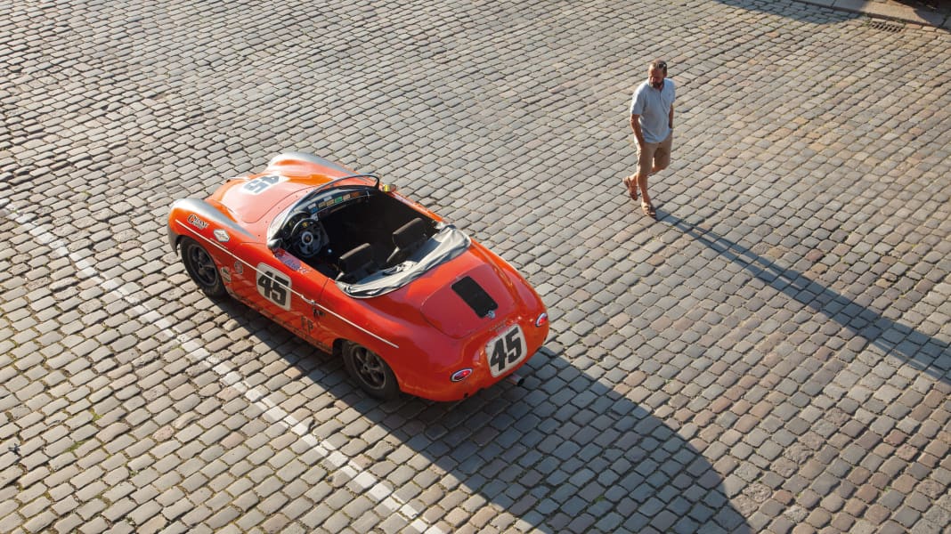 Porsche-Fahrer: Ron Szasszer – Spuren des Lebens
