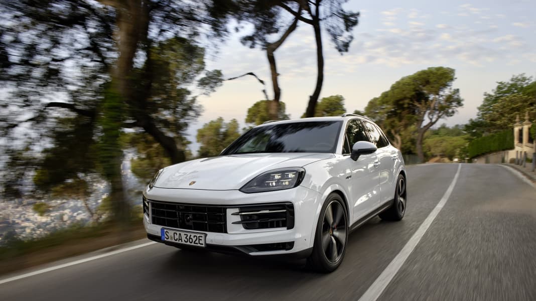 Porsche stellt dritte E-Hybrid-Variante des Cayenne vor