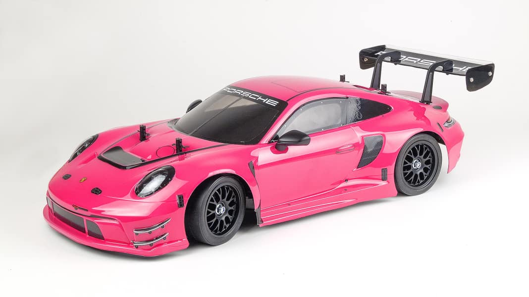Mögen Sie den Porsche 911 GT3 R? In Pink? Von Tamiya in 1:10?