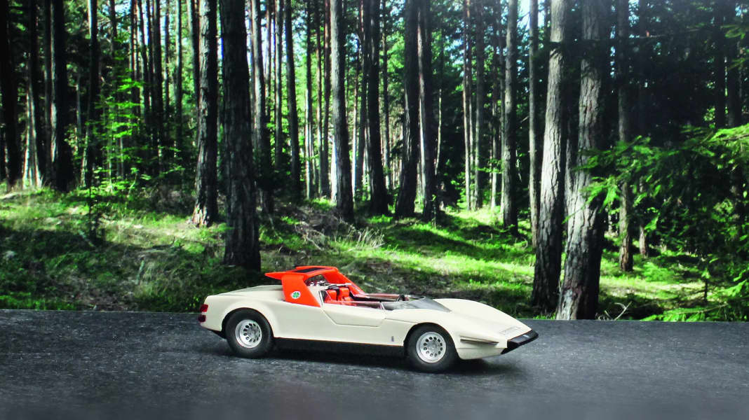 ’68 Alfa Romeo P33 Roadster von Matrix in 1:43 - Astreiner Alfa