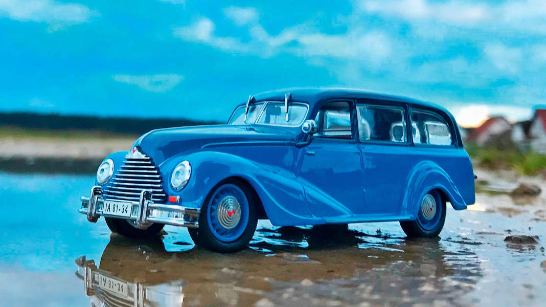 Der Eisenacher: EMW 340 von Ixo/Atlas in 1:43