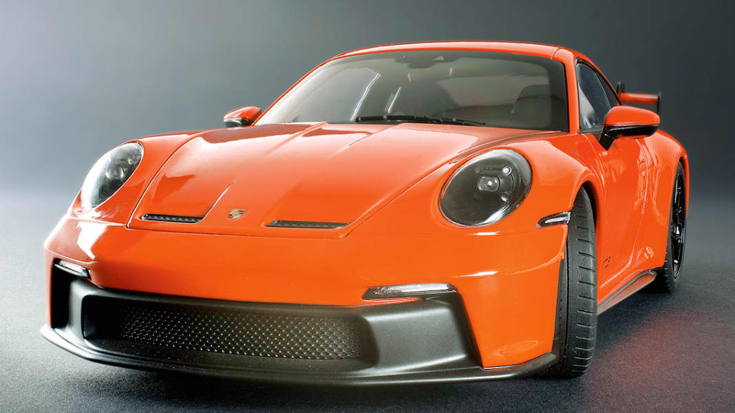 ’22 Porsche 911 (992) GT3 von Norev in 1:18 – Die glorreiche 7