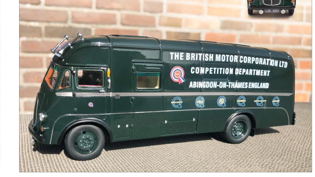 Der Mini-Kellner: ’55 Morris FV BMC-Renntransporter von Matrix in 1:43