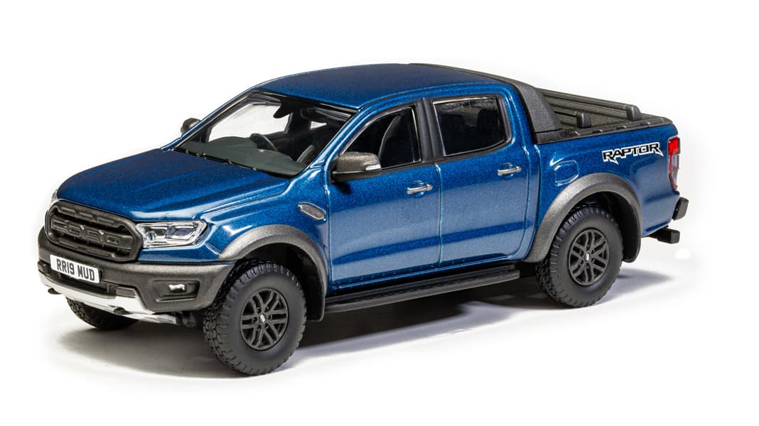 Corgi bringt Ford Ranger als Pressemodell und zur Gangsterjagd in 1:43