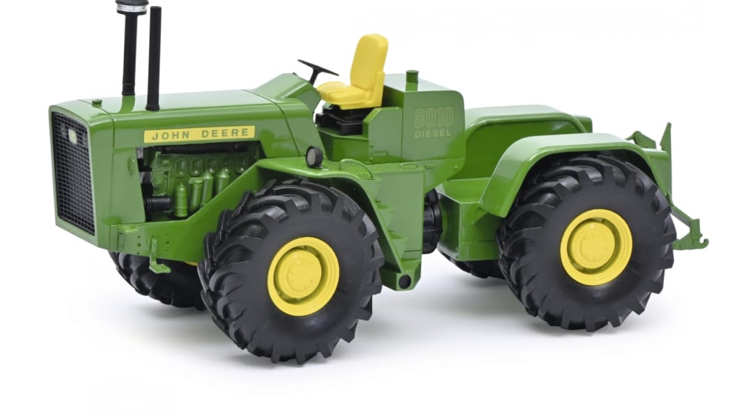 Schuco bringt in 1:32 einen neuen Grünen – den John Deere 8020
