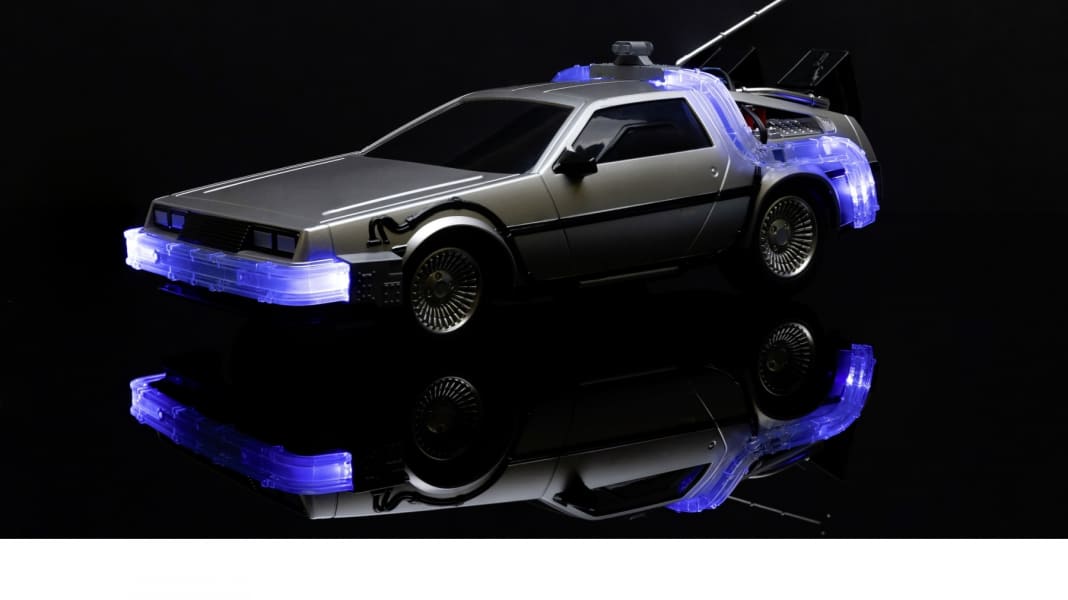 Jada Toys driftet “Zurück in die Zukunft” mit diesem RC-Modell des De Lorean in 1:16
