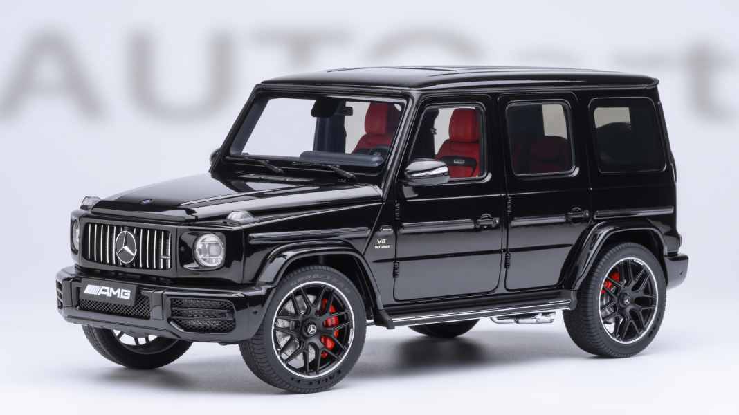 1:18-G-Klasse: Autoarts neue Schwarz-Weiß-Malerei ist top!