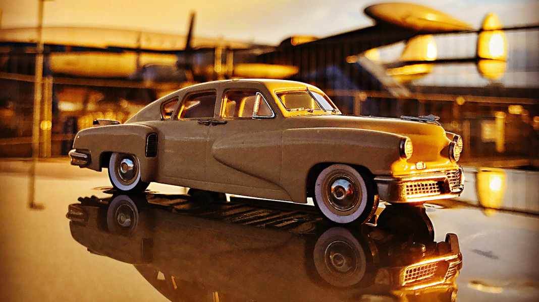 Safety Car – ‘48 Tucker Torpedo von Brooklin Models in 1:43