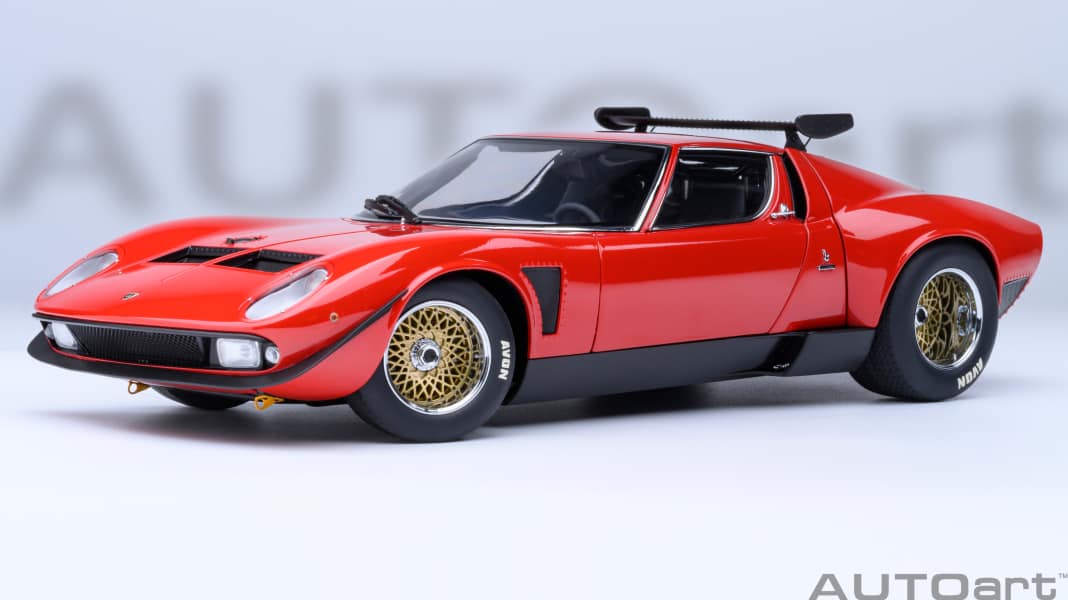 Autoart baut auch den Lamborghini Jota SVR in 1:18 auf “Composite” um