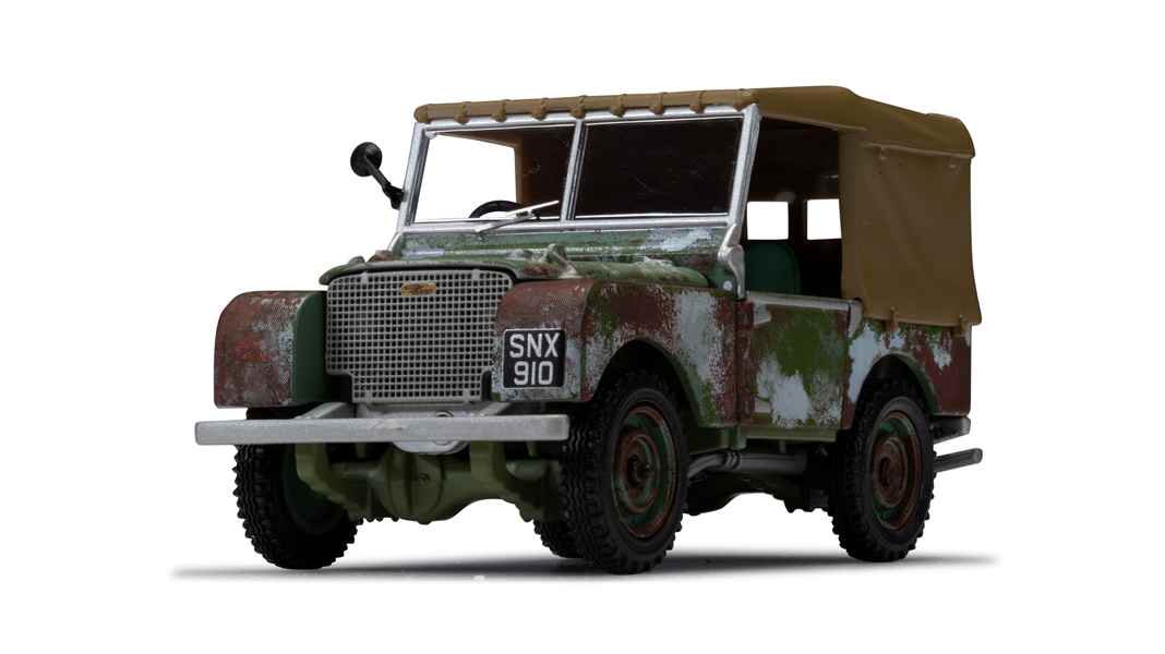 Historischer Land Rover mit Patina aus der Corgi-Werkstatt in 1:43