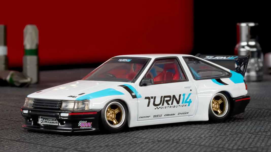 Hot Wheels pimpt den Toyota Levin in 1:64 ultimativ auf!
