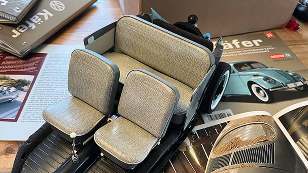 ’61 VW Käfer von Hachette in 1:8, Teil 3 - Das Türchen