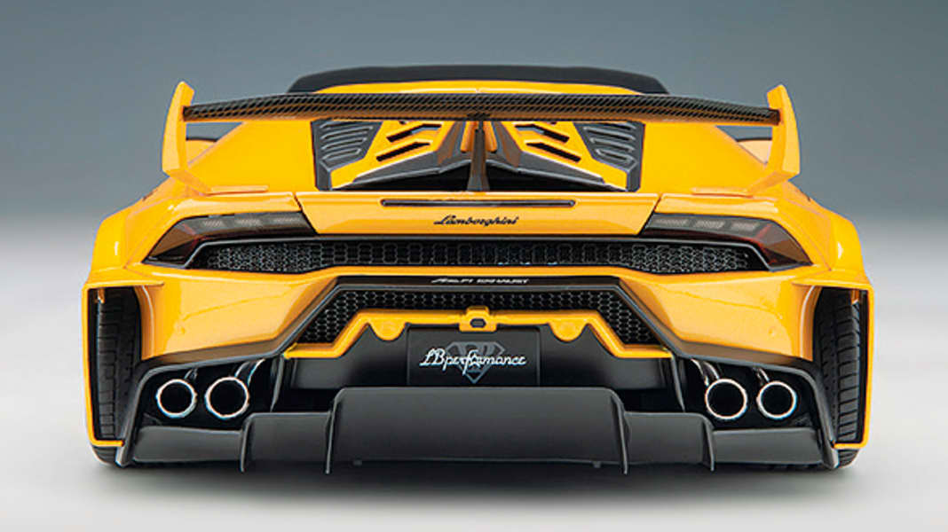 Autoart lamborghini huracan liberty walk clearance