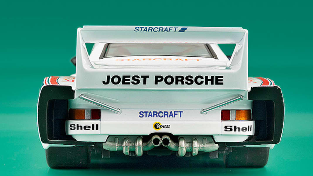 Porsche 935 J von MCG in 1:18 – Vitamin J