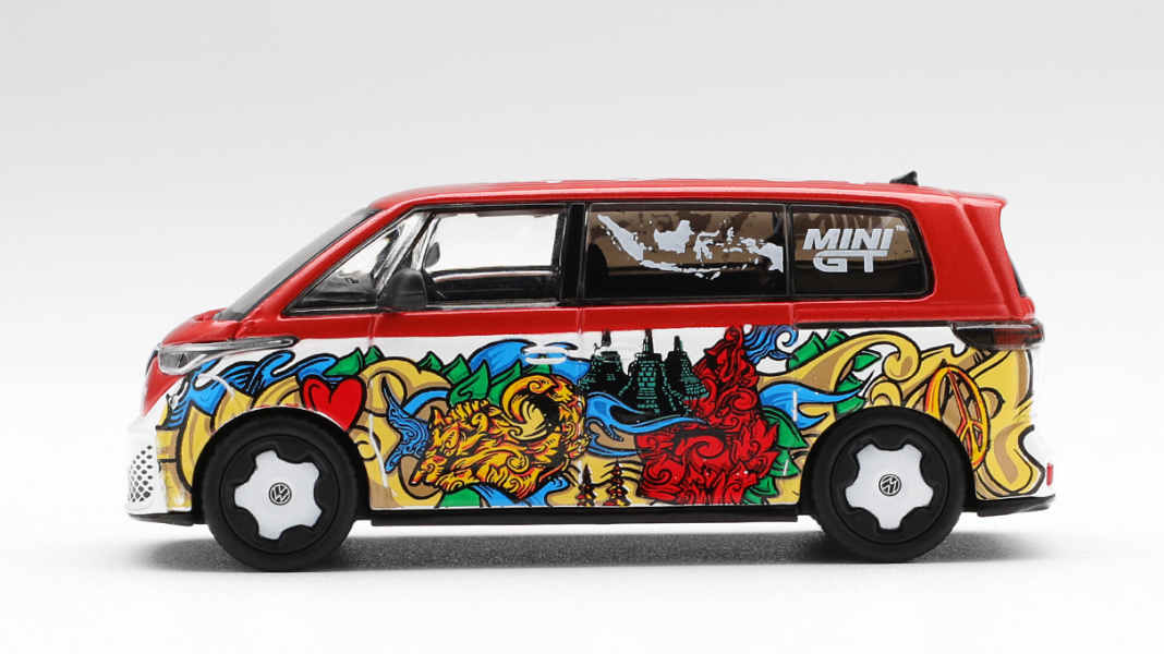 Mini GT zeigt für Juni/Juli ein 1:64-Sixpack mit drei deutschen Automobil-Ikonen